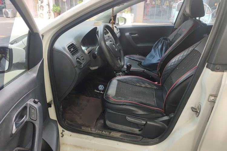 Used Volkswagen Polo 2014 1.4L Manual Fashion Edition Left Front Seat