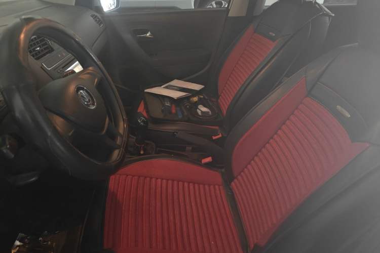 Used Volkswagen Polo 2014 1.4L Manual Fashion Edition Left Front Seat