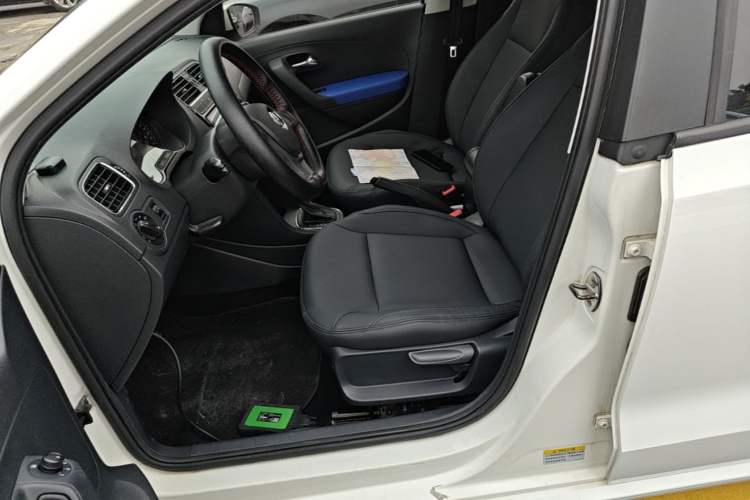 Used Volkswagen Polo 2014 1.4L Automatic Comfort Edition Left Front Seat