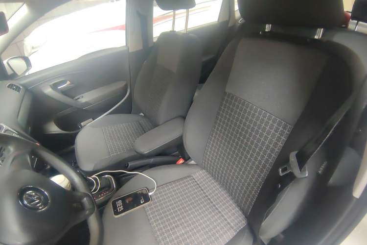 Used Volkswagen Polo 2014 1.6L Automatic Comfort Edition Left Front Seat