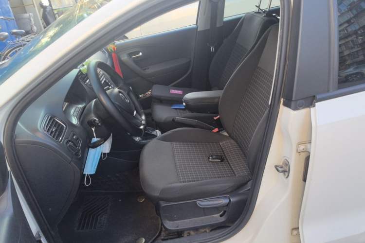 Used Volkswagen Polo 2014 1.4L Automatic Comfort Edition Left Front Seat