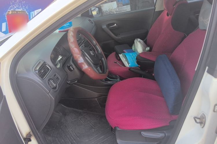 Used Volkswagen Polo 2014 1.6L Automatic Comfort Edition Left Front Seat