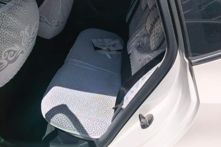 Used Volkswagen Polo 2014 1.6L Automatic Luxury Edition Left Rear Seat