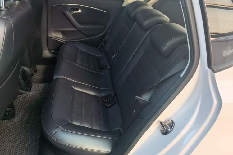 Used Volkswagen Polo 2014 1.6L Automatic Luxury Edition Left Rear Seat