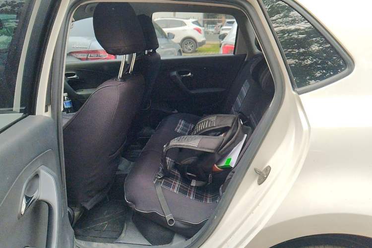Used Volkswagen Polo 2014 1.4L Manual Fashion Edition Left Rear Seat