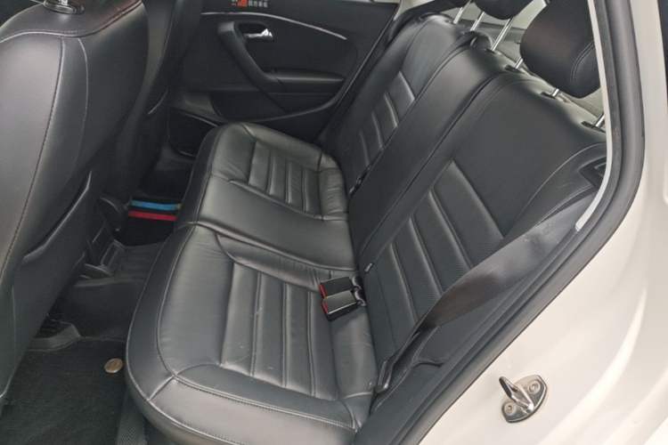 Used Volkswagen Polo 2014 1.6L Automatic Luxury Edition Left Rear Seat