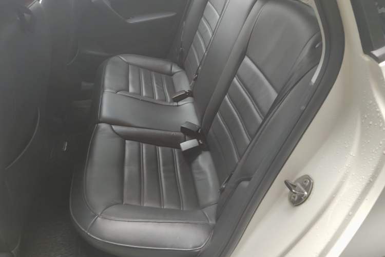 Used Volkswagen Polo 2014 1.6L Automatic Luxury Edition Left Rear Seat