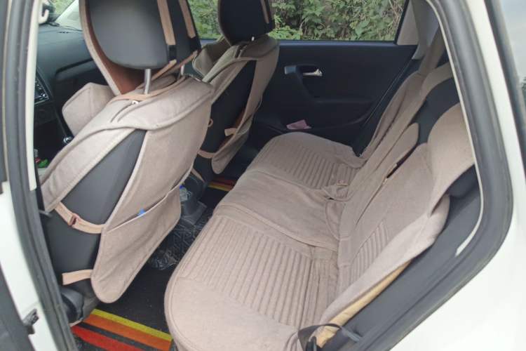 Used Volkswagen Polo 2014 1.4L Manual Fashion Edition Left Rear Seat