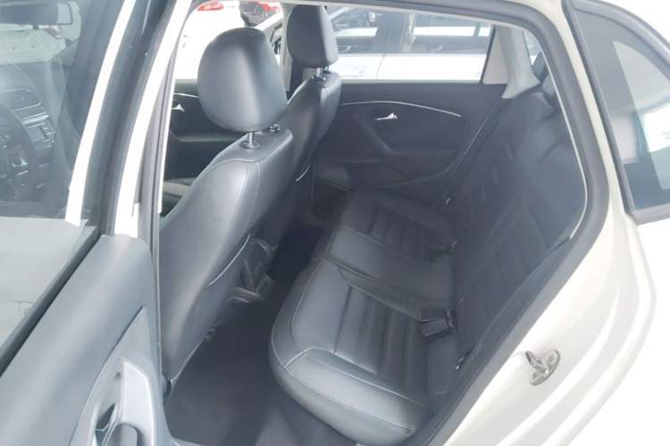 Used Volkswagen Polo 2014 1.6L Automatic Luxury Edition Left Rear Seat