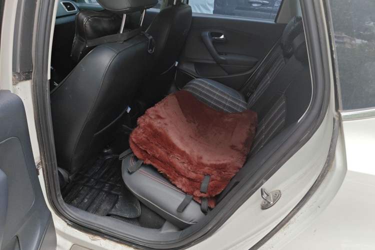 Used Volkswagen Polo 2014 1.4L Manual Fashion Edition Left Rear Seat