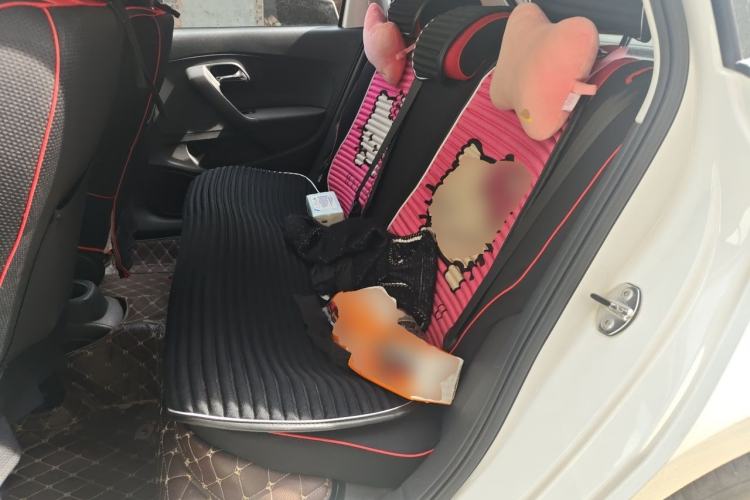 Used Volkswagen Polo 2014 1.4L Manual Fashion Edition Left Rear Seat