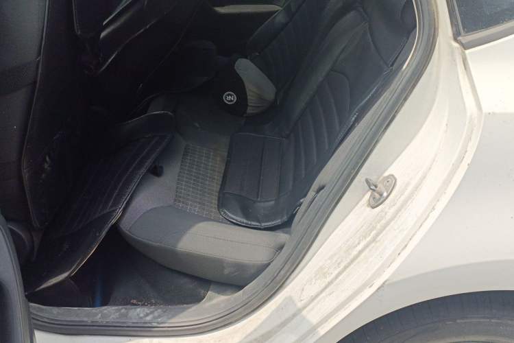 Used Volkswagen Polo 2014 1.6L Automatic Comfort Edition Left Rear Seat