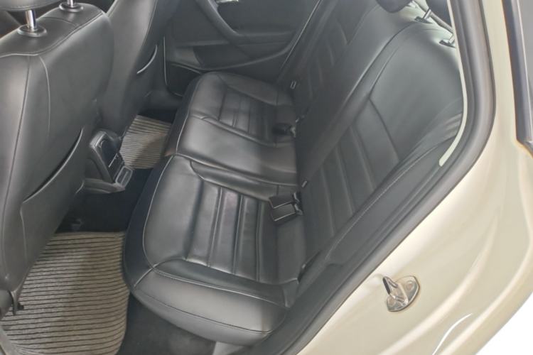 Used Volkswagen Polo 2014 1.6L Automatic Luxury Edition Left Rear Seat