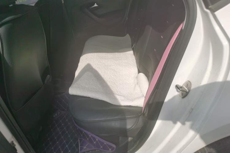 Used Volkswagen Polo 2014 1.4L Manual Fashion Edition Left Rear Seat