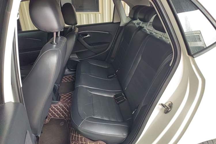 Used Volkswagen Polo 2014 1.6L Automatic Luxury Edition Left Rear Seat