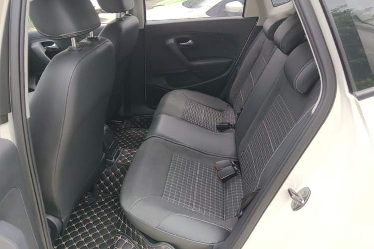 Used Volkswagen Polo 2014 1.6L Automatic Comfort Edition Left Rear Seat