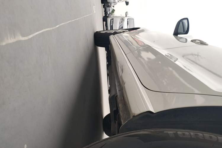 Used Volkswagen Polo 2014 1.4L Manual Fashion Edition Left Side Sill