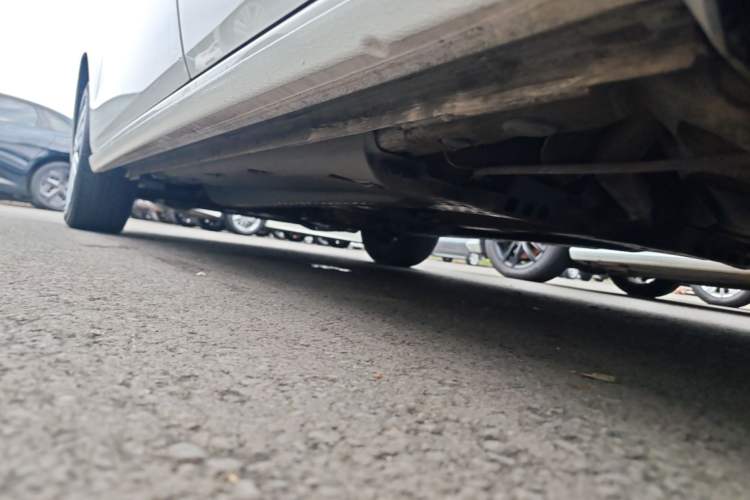 Used Volkswagen Polo 2014 1.4L Manual Fashion Edition Left Side Sill
