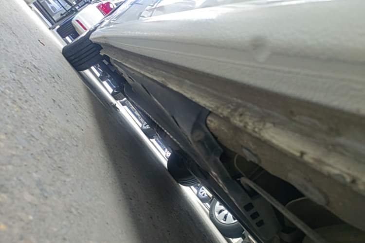 Used Volkswagen Polo 2014 1.4L Manual Fashion Edition Left Side Sill