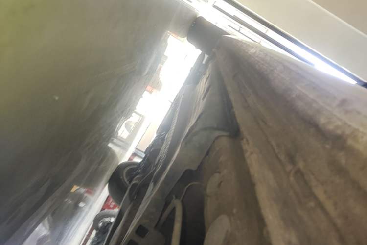 Used Volkswagen Polo 2014 1.6L Automatic Comfort Edition Left Side Sill