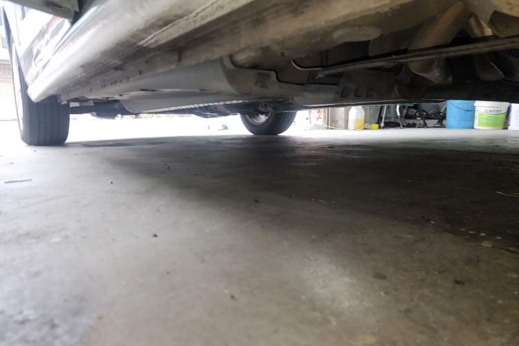 Used Volkswagen Polo 2014 1.4L Manual Comfort Edition Left Side Sill
