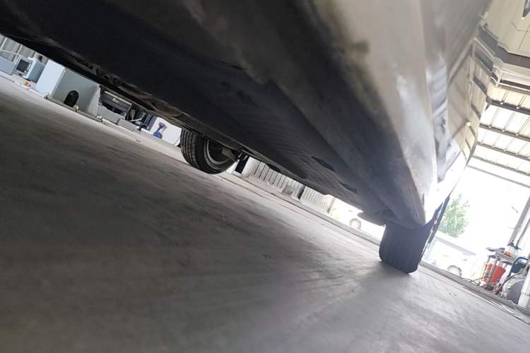 Used Volkswagen Polo 2014 1.4L Automatic Comfort Edition Left Side Sill