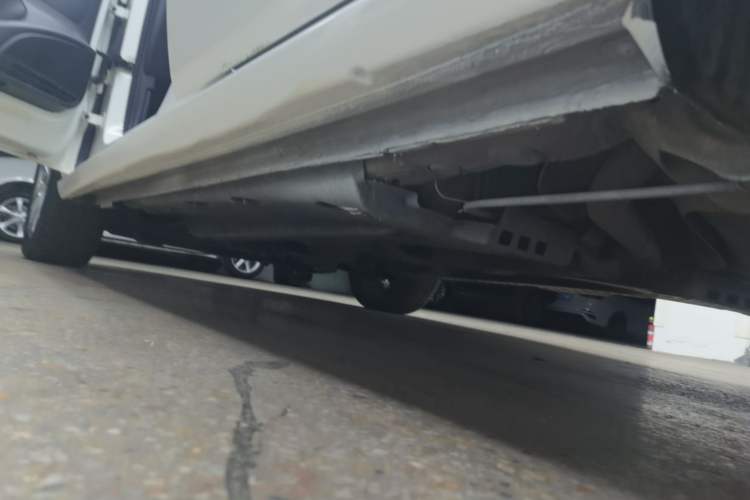 Used Volkswagen Polo 2014 1.4L Manual Fashion Edition Left Side Sill