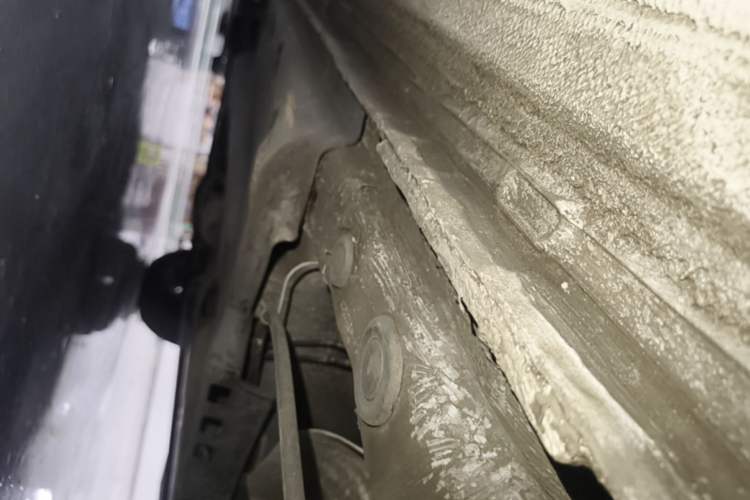 Used Volkswagen Polo 2014 1.6L Automatic Comfort Edition Left Side Sill