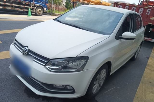 Volkswagen Polo 2014 1.4L Automatic Comfort Edition مستعملة