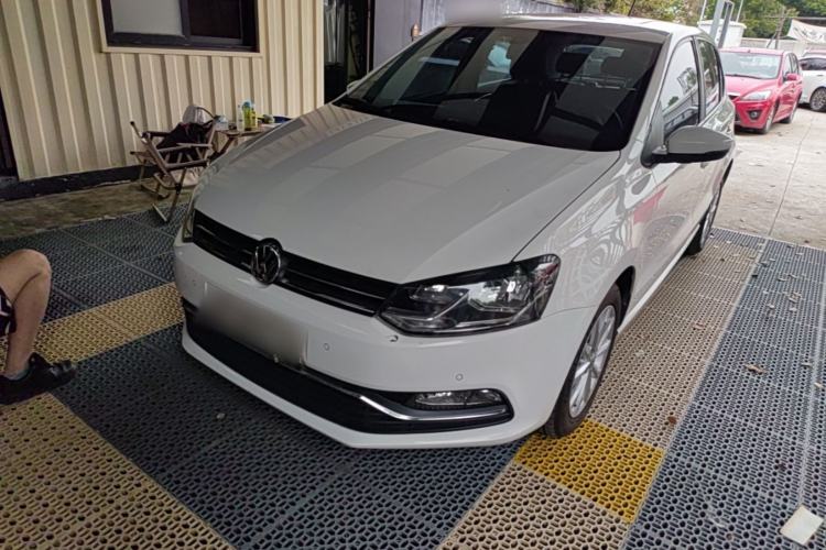 Used Volkswagen Polo 2014 1.6L Automatic Luxury Edition Guazi used car, China used car export, Used car for sale, Used cars, Cheapest cars for sale