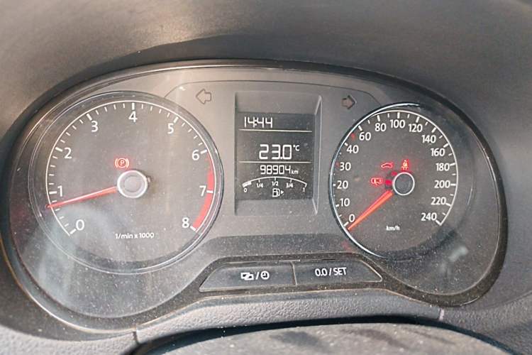 Used Volkswagen Polo 2014 1.4L Manual Fashion Edition Odometer Close Up
