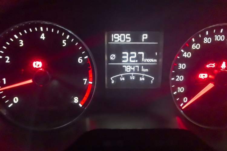 Used Volkswagen Polo 2014 1.6L Automatic Comfort Edition Odometer Close Up