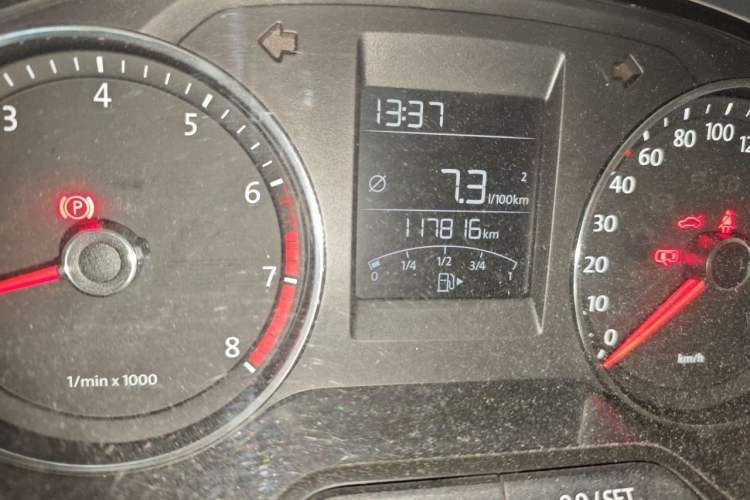 Used Volkswagen Polo 2014 1.6L Manual Comfort Edition Odometer Close Up
