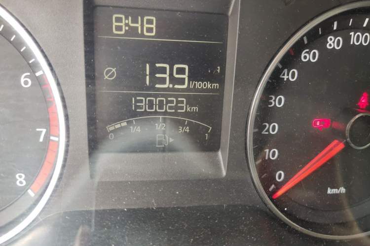 Used Volkswagen Polo 2014 1.4L Manual Comfort Edition Odometer Close Up