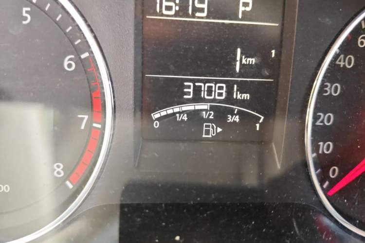 Used Volkswagen Polo 2014 1.6L Automatic Comfort Edition Odometer Close Up