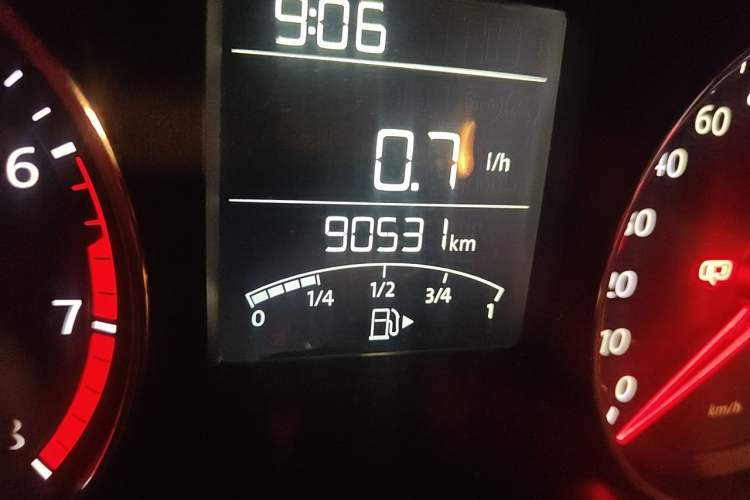 Used Volkswagen Polo 2014 1.4L Manual Fashion Edition Odometer Close Up