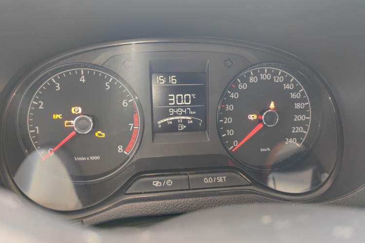 Used Volkswagen Polo 2014 1.4L Manual Fashion Edition Odometer Close Up