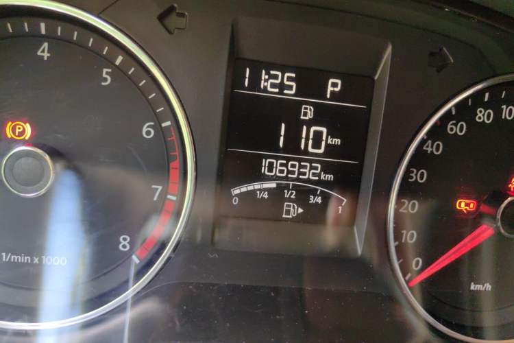 Used Volkswagen Polo 2014 1.6L Automatic Comfort Edition Odometer Close Up