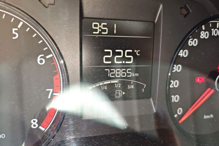 Used Volkswagen Polo 2014 1.4L Manual Fashion Edition Odometer Close Up