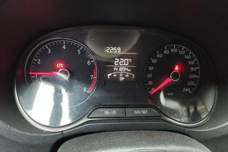 Used Volkswagen Polo 2014 1.4L Manual Fashion Edition Odometer Close Up