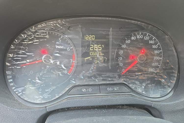 Used Volkswagen Polo 2014 1.4L Manual Fashion Edition Odometer Close Up