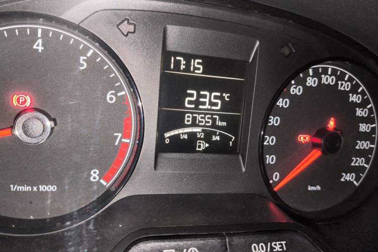 Used Volkswagen Polo 2014 1.4L Manual Fashion Edition Odometer Close Up