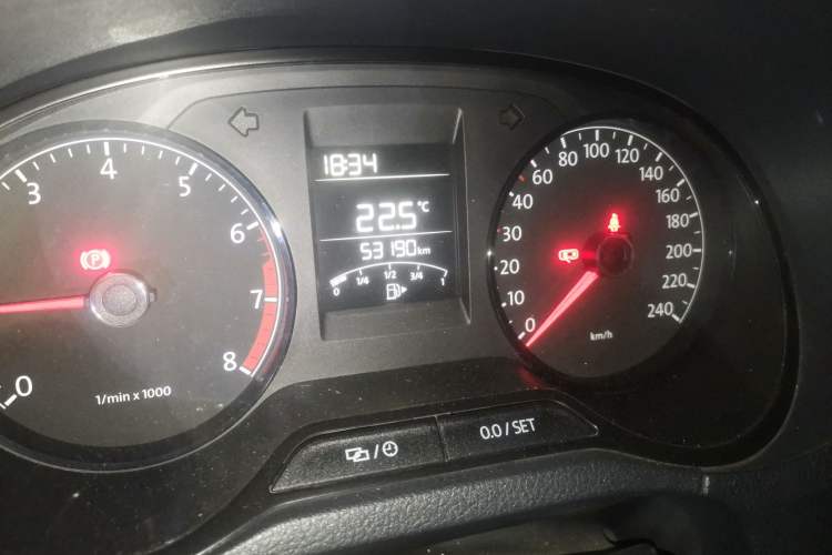 Used Volkswagen Polo 2014 1.4L Manual Fashion Edition Odometer Close Up
