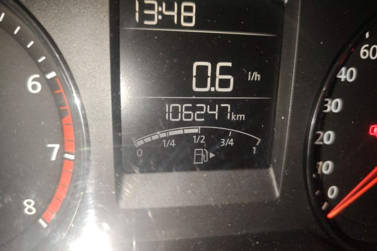 Used Volkswagen Polo 2014 1.6L Manual Comfort Edition Odometer Close Up