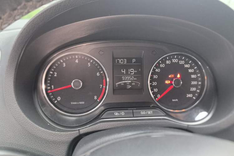 Used Volkswagen Polo 2014 1.6L Automatic Luxury Edition Odometer Close Up