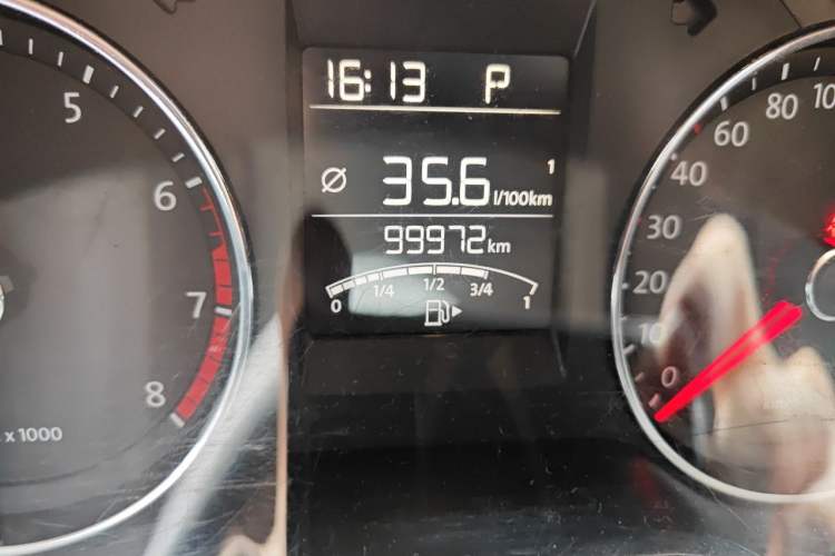 Used Volkswagen Polo 2014 1.6L Automatic Luxury Edition Odometer Close Up