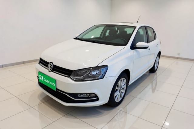 Volkswagen Polo 2014 1.6L Automatic Comfort Edition مستعملة