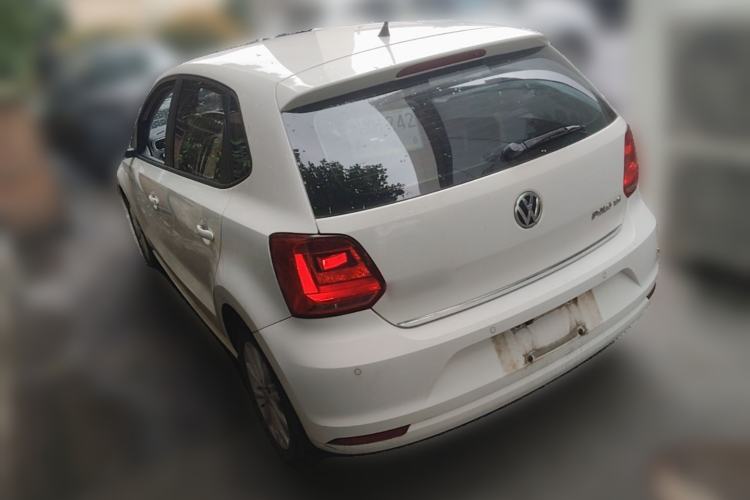 Used Volkswagen Polo 2014 1.6L Automatic Luxury Edition Rear Left 45 Deg