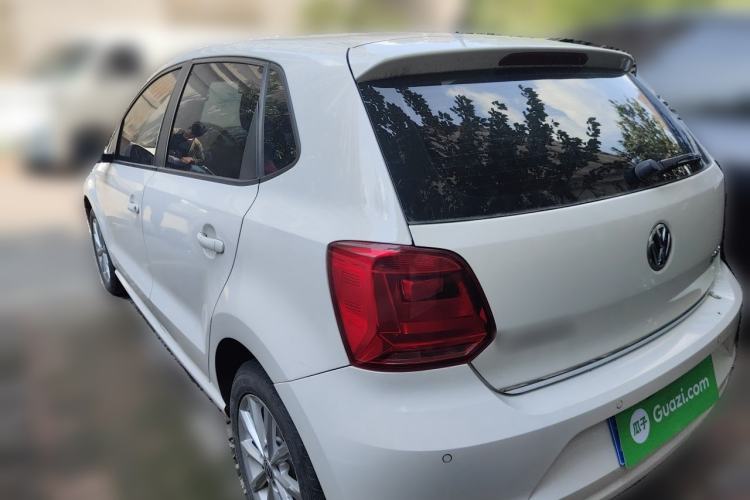 Used Volkswagen Polo 2014 1.4L Automatic Luxury Edition Rear Left 45 Deg
