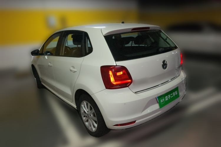 Used Volkswagen Polo 2014 1.6L Automatic Luxury Edition Rear Left 45 Deg